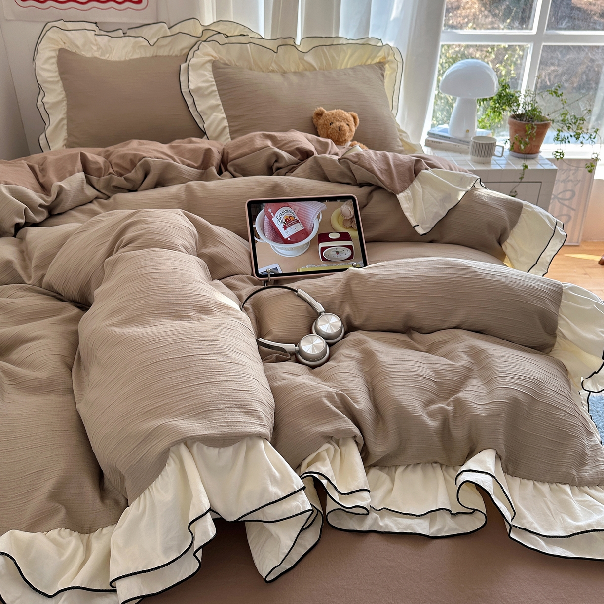 91家纺网 家纺一手货源 找家纺 （总）轻奢坊 2026新款皱皱纱双层密拷花边四件套-洛可可