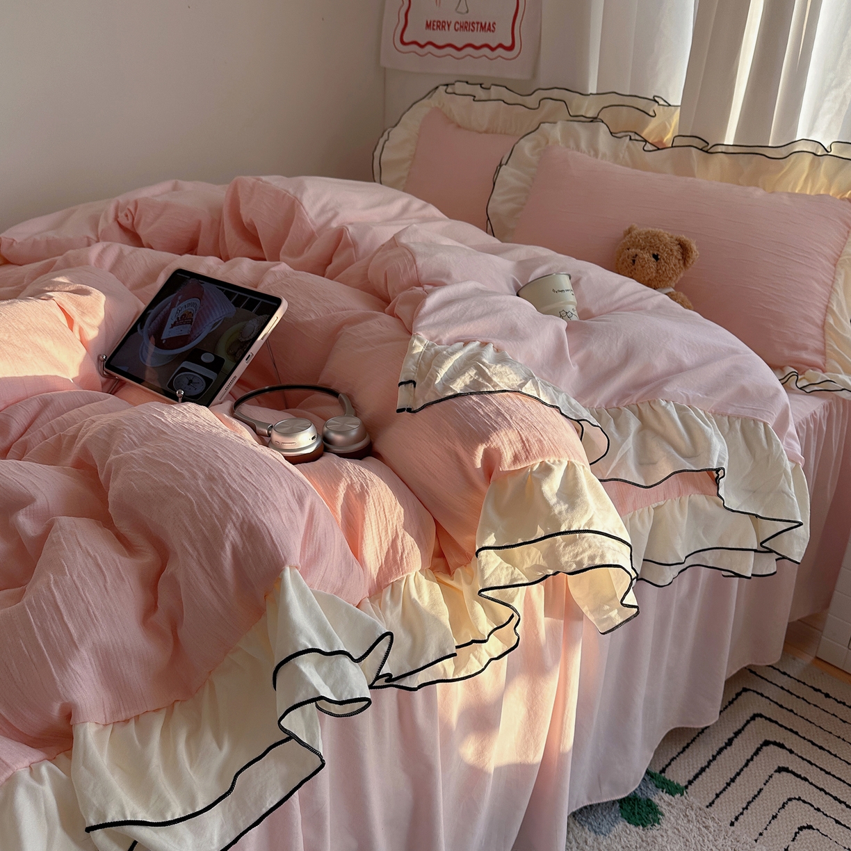 91家纺网 家纺一手货源 找家纺 （总）轻奢坊 2026新款皱皱纱双层密拷花边四件套-洛可可