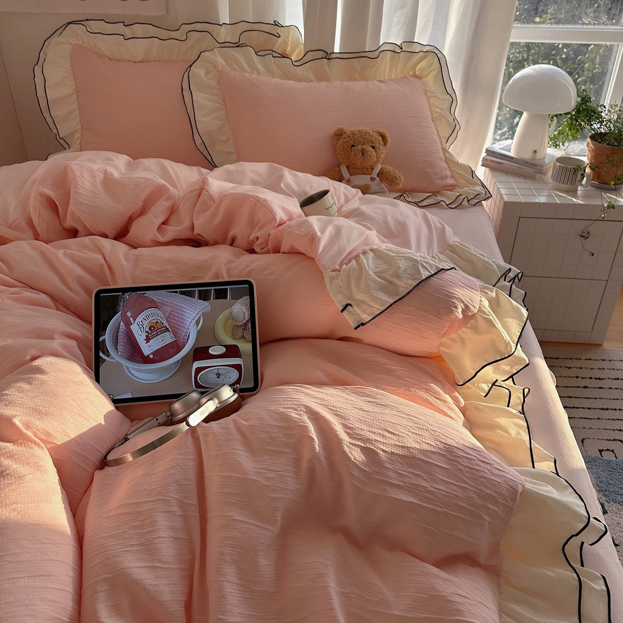 91家纺网 家纺一手货源 找家纺 （总）轻奢坊 2026新款皱皱纱双层密拷花边四件套-洛可可