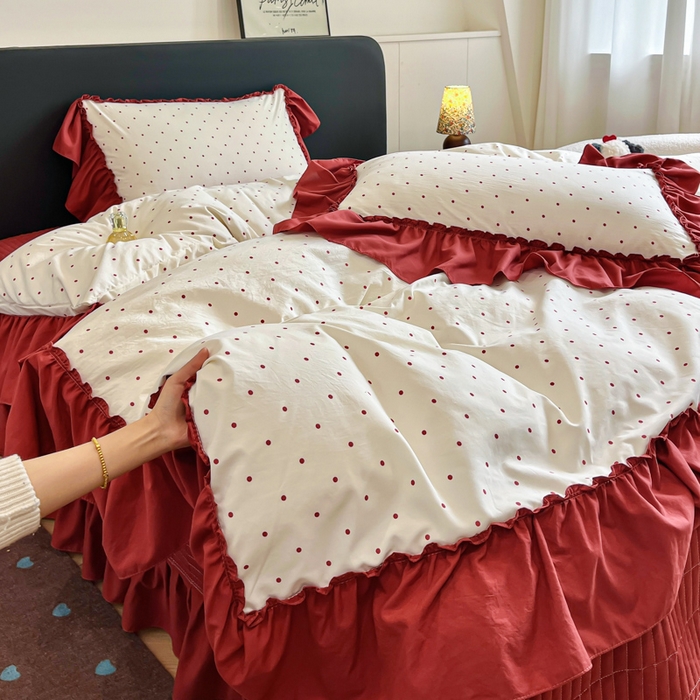 91家纺网 家纺一手货源 找家纺 （总）梦可莱家居 2026春夏新品法式复古大花边清新复古卡通系列床盖四件套