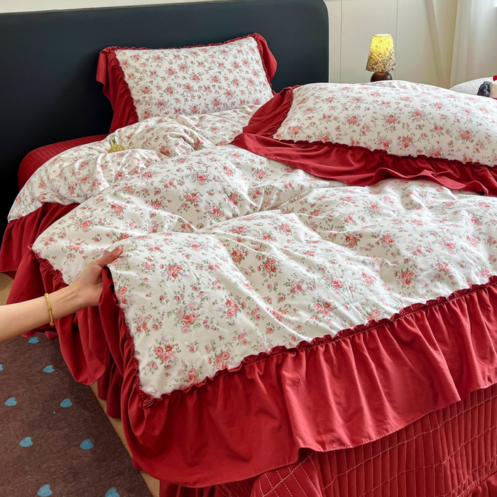 91家纺网 家纺一手货源 找家纺 （总）梦可莱家居 2026春夏新品法式复古大花边清新复古卡通系列床盖四件套