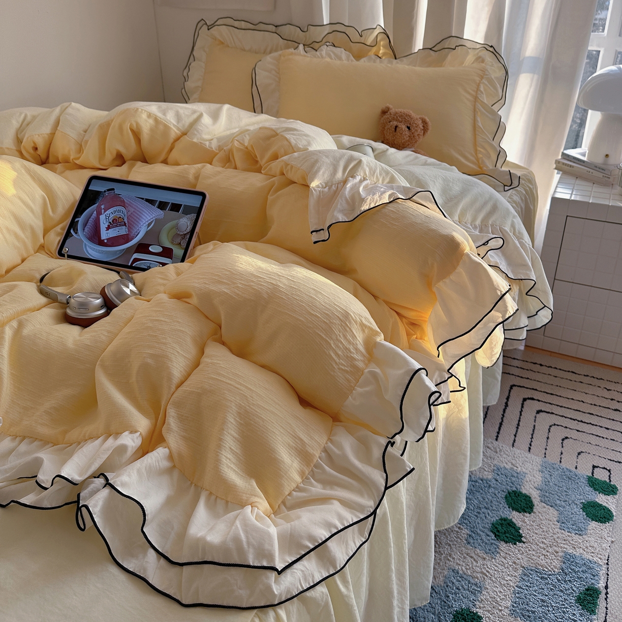 91家纺网 家纺一手货源 找家纺 轻奢坊 2026新款皱皱纱双层密拷花边四件套-洛可可 洛可可黄