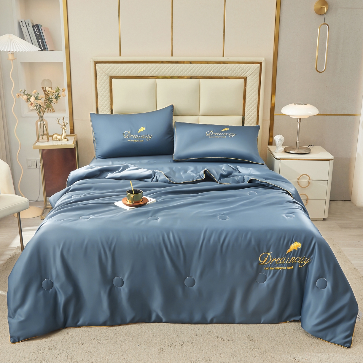 91家纺网 家纺一手货源 找家纺 好尚居 2026新款水洗真丝刺绣夏被被子被芯四件套 雾霾蓝