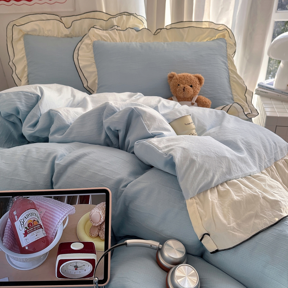 91家纺网 家纺一手货源 找家纺 轻奢坊 2026新款皱皱纱双层密拷花边四件套-洛可可 洛可可蓝