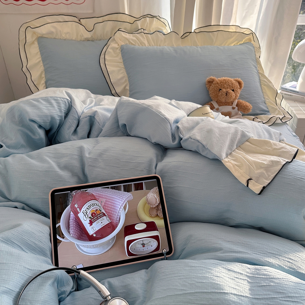 91家纺网 家纺一手货源 找家纺 轻奢坊 2026新款皱皱纱双层密拷花边四件套-洛可可 洛可可蓝