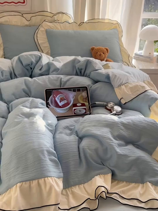 91家纺网 家纺一手货源 找家纺 轻奢坊 2026新款皱皱纱双层密拷花边四件套-洛可可 洛可可蓝