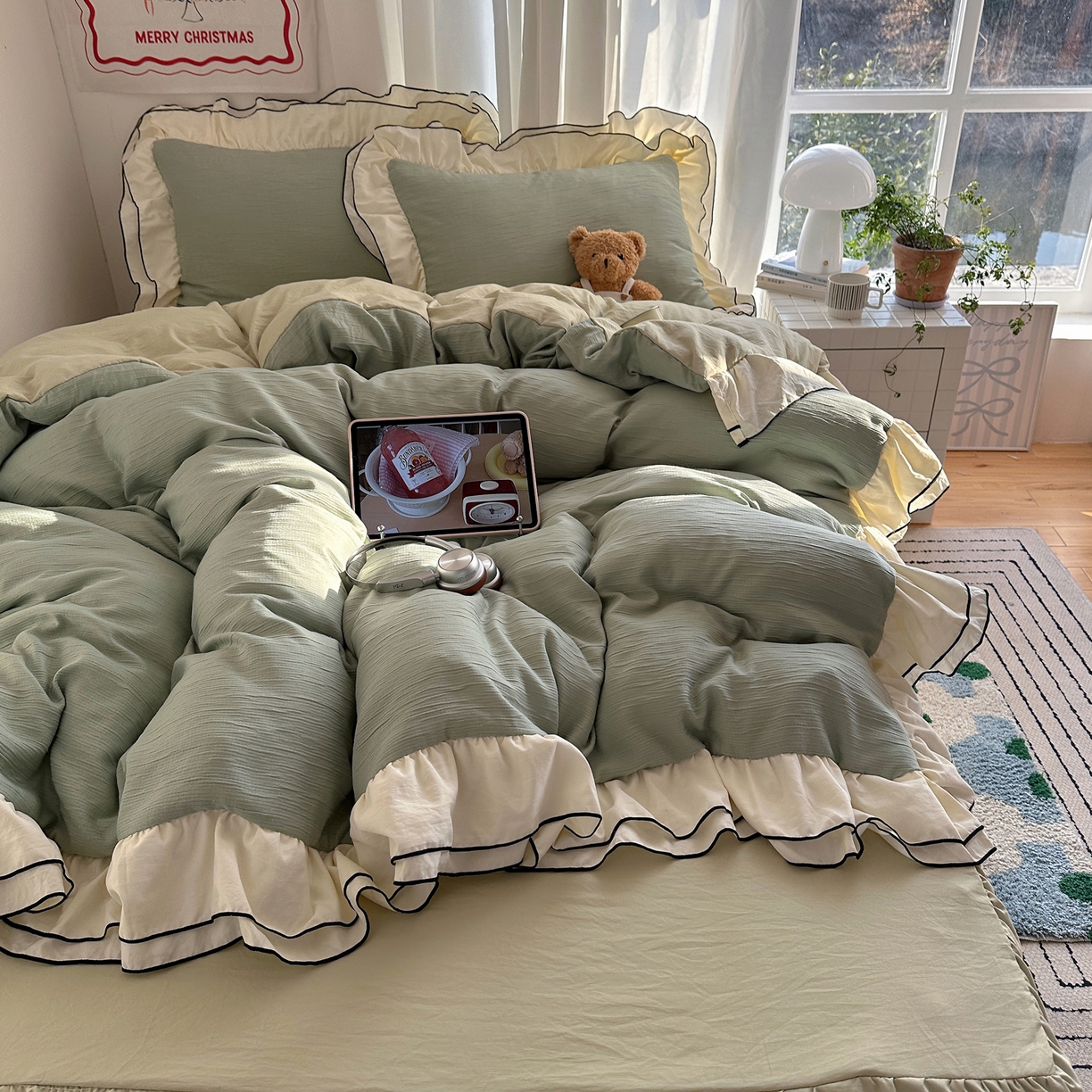 91家纺网 家纺一手货源 找家纺 轻奢坊 2026新款皱皱纱双层密拷花边四件套-洛可可 洛可可绿