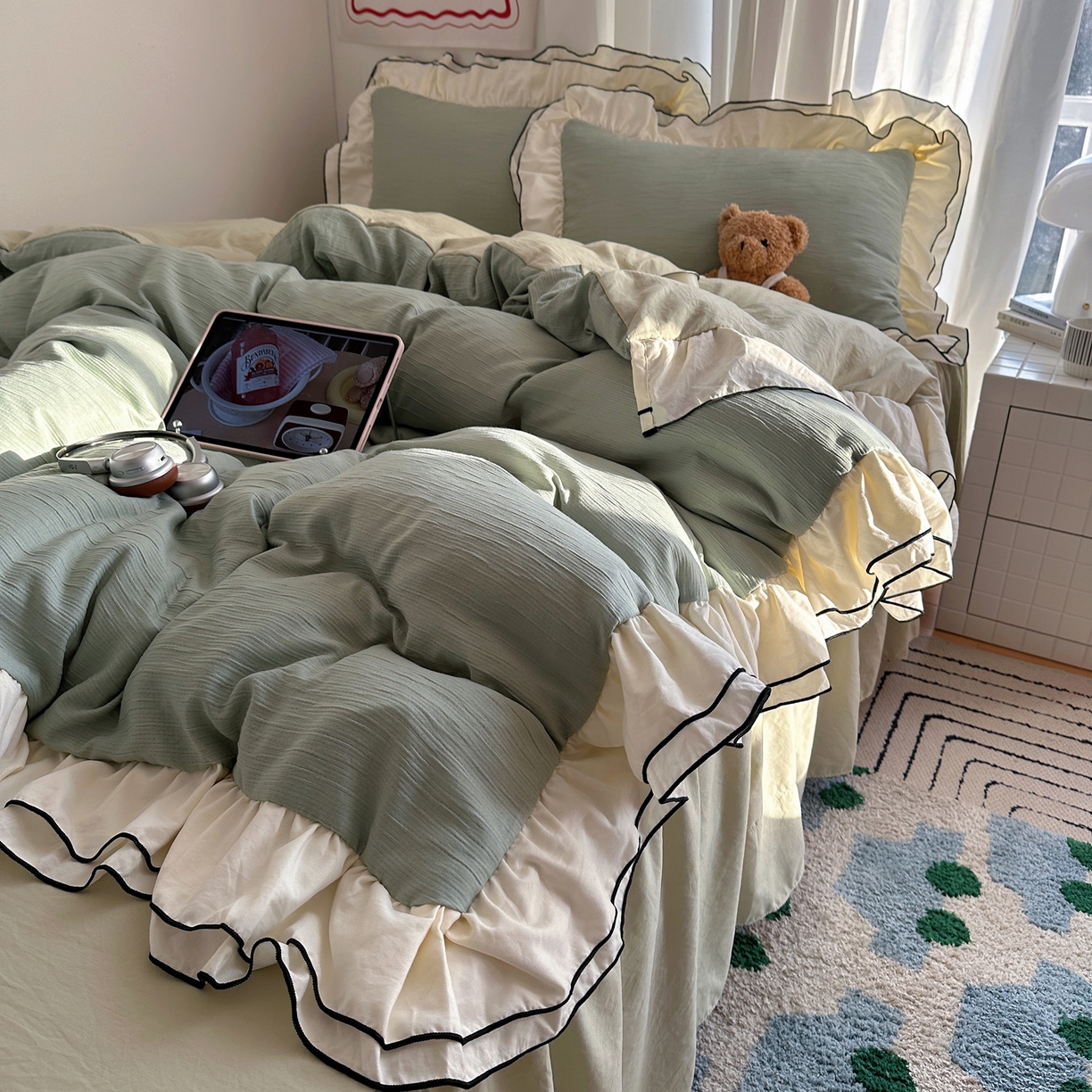 91家纺网 家纺一手货源 找家纺 轻奢坊 2026新款皱皱纱双层密拷花边四件套-洛可可 洛可可绿