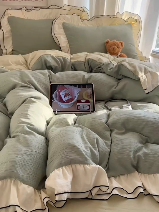 91家纺网 家纺一手货源 找家纺 轻奢坊 2026新款皱皱纱双层密拷花边四件套-洛可可 洛可可绿