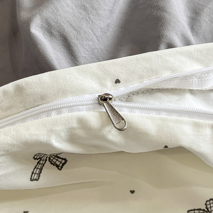 91家纺网 家纺一手货源 找家纺 （总）梦可莱家居 2026春夏新品法式复古大花边清新复古卡通系列床盖四件套