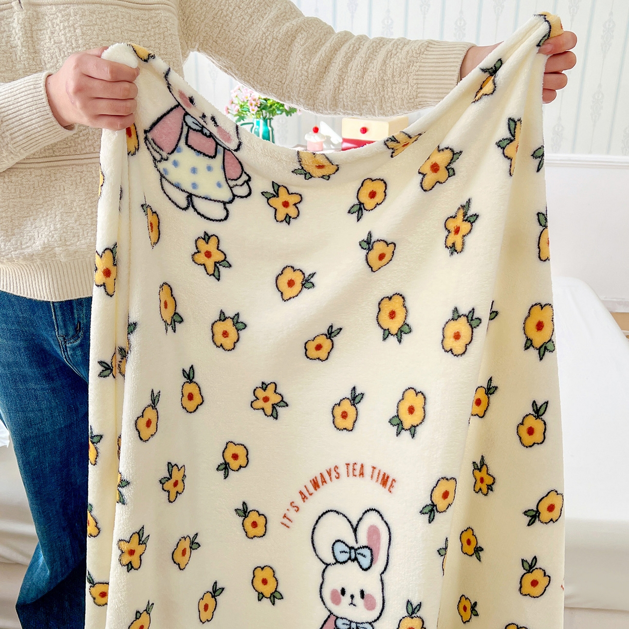 91家纺网 家纺一手货源 找家纺 悦织湾家纺 2026新款印花法兰绒毛毯牛奶绒盖毯春秋空调毯儿童床单小被子 田园兔