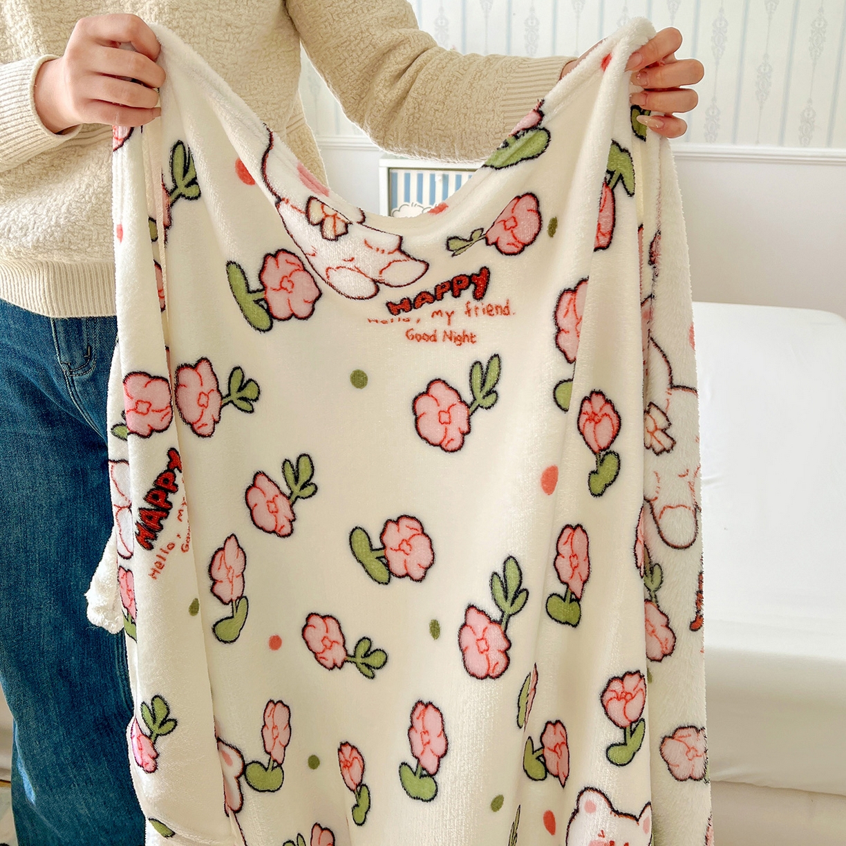 91家纺网 家纺一手货源 找家纺 悦织湾家纺 2026新款印花法兰绒毛毯牛奶绒盖毯春秋空调毯儿童床单小被子 花花世界