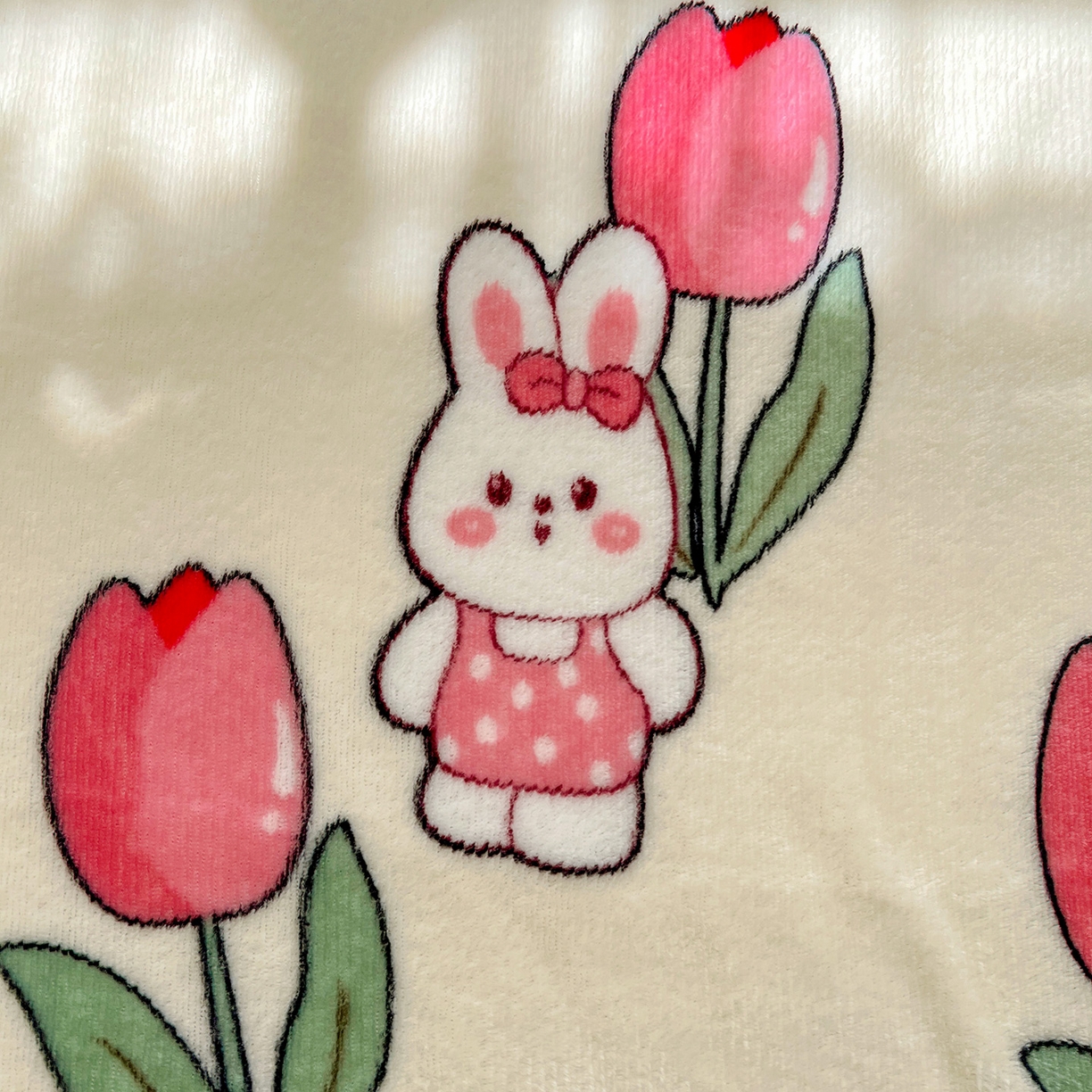 91家纺网 家纺一手货源 找家纺 悦织湾家纺 2026新款印花法兰绒毛毯牛奶绒盖毯春秋空调毯儿童床单小被子 郁金香