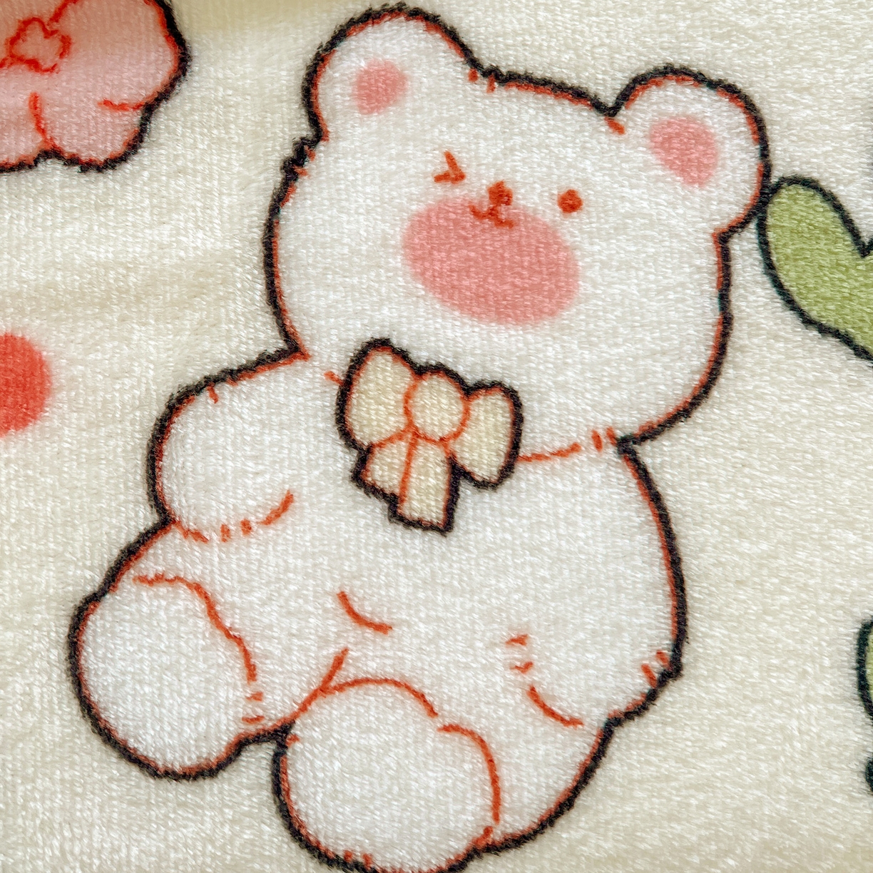 91家纺网 家纺一手货源 找家纺 悦织湾家纺 2026新款印花法兰绒毛毯牛奶绒盖毯春秋空调毯儿童床单小被子 花花世界