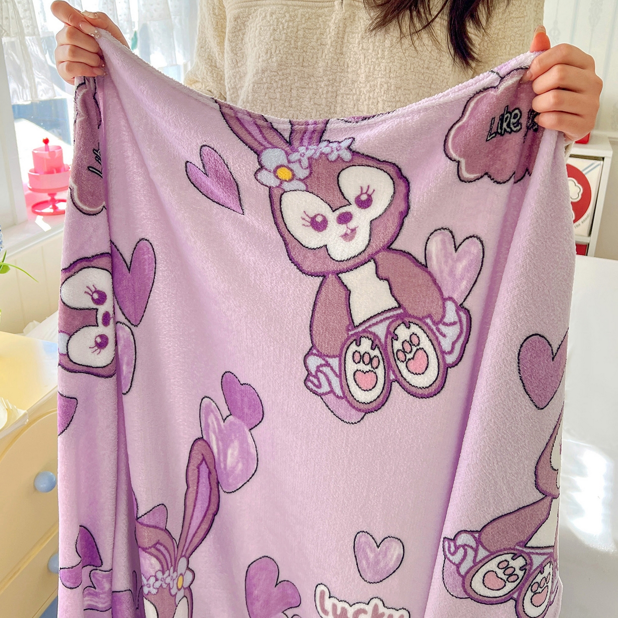 91家纺网 家纺一手货源 找家纺 悦织湾家纺 2026新款印花法兰绒毛毯牛奶绒盖毯春秋空调毯儿童床单小被子 幸运兔