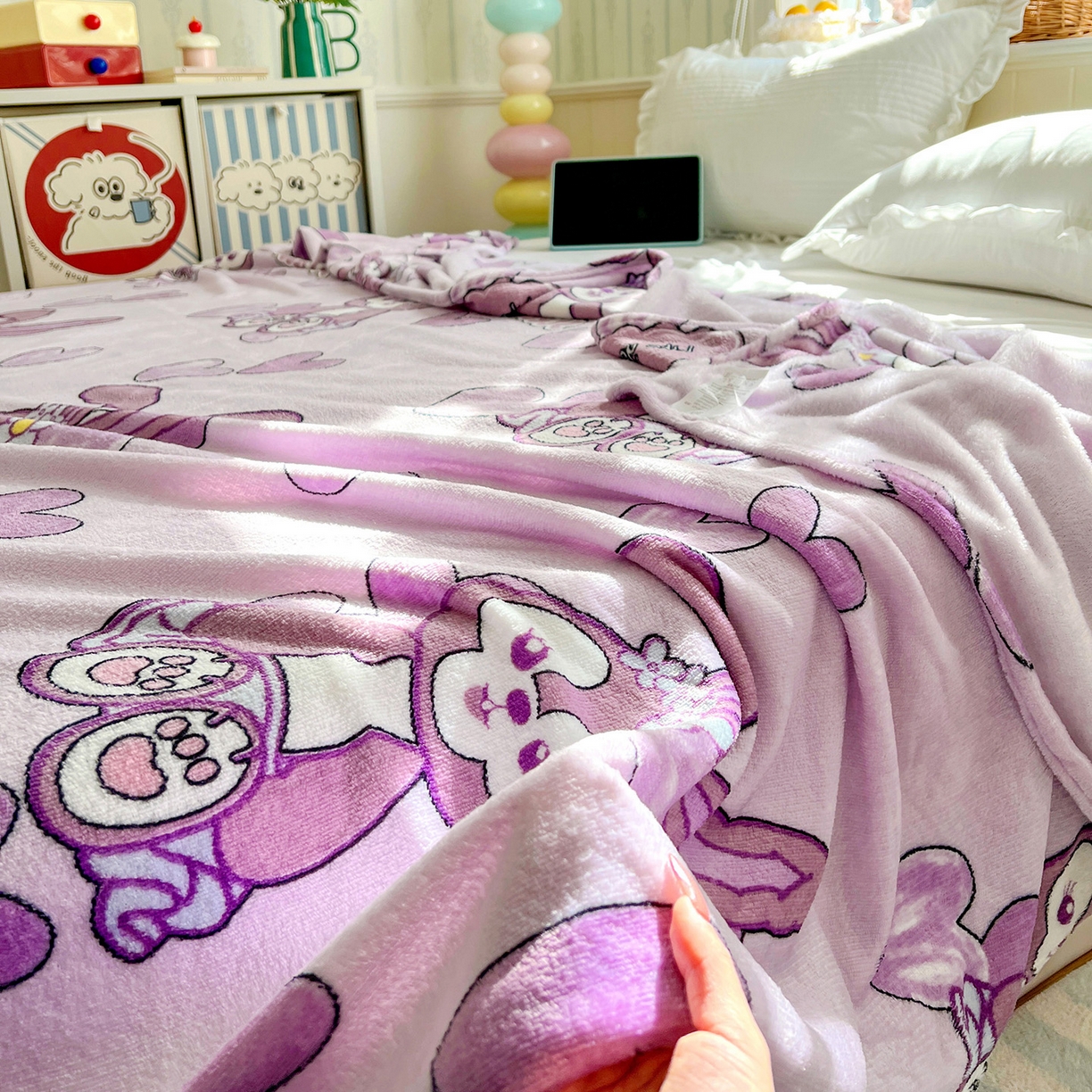 91家纺网 家纺一手货源 找家纺 悦织湾家纺 2026新款印花法兰绒毛毯牛奶绒盖毯春秋空调毯儿童床单小被子 幸运兔