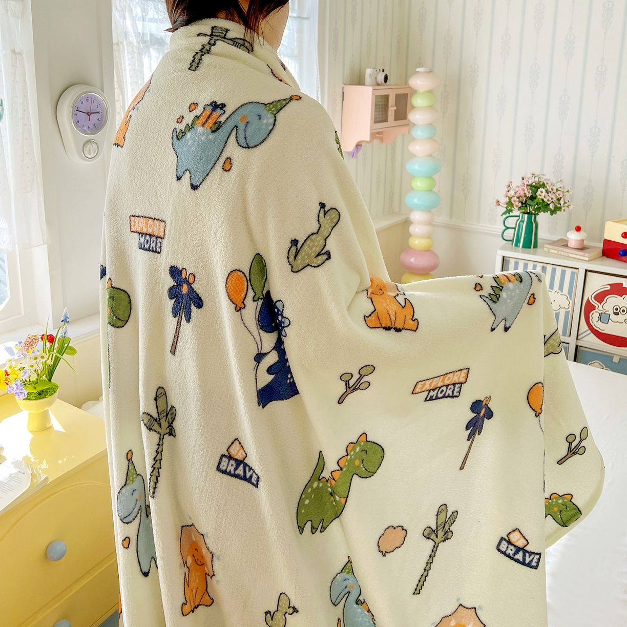 91家纺网 家纺一手货源 找家纺 悦织湾家纺 2026新款印花法兰绒毛毯牛奶绒盖毯春秋空调毯儿童床单小被子 恐龙宝贝