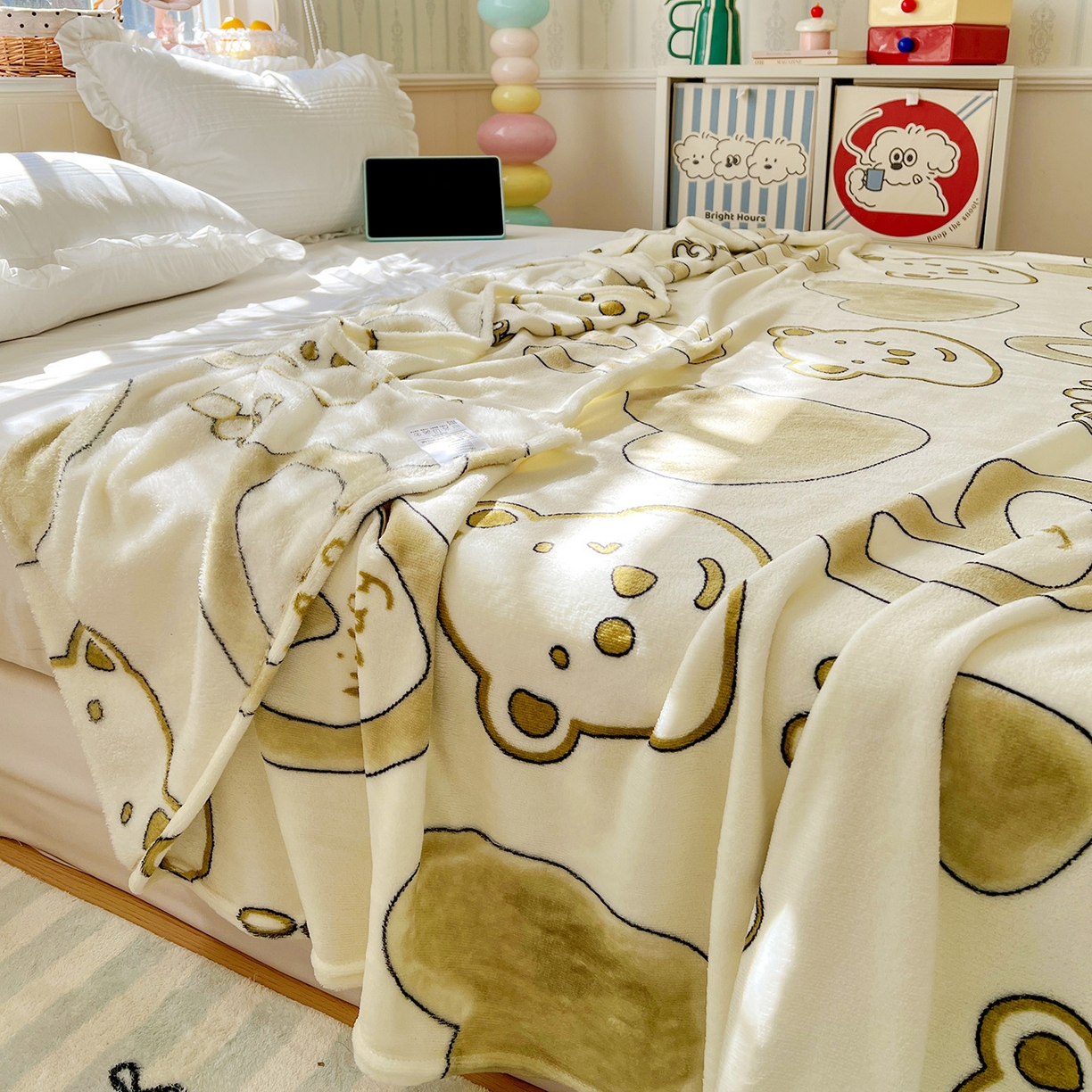 91家纺网 家纺一手货源 找家纺 悦织湾家纺 2026新款印花法兰绒毛毯牛奶绒盖毯春秋空调毯儿童床单小被子 爱心熊