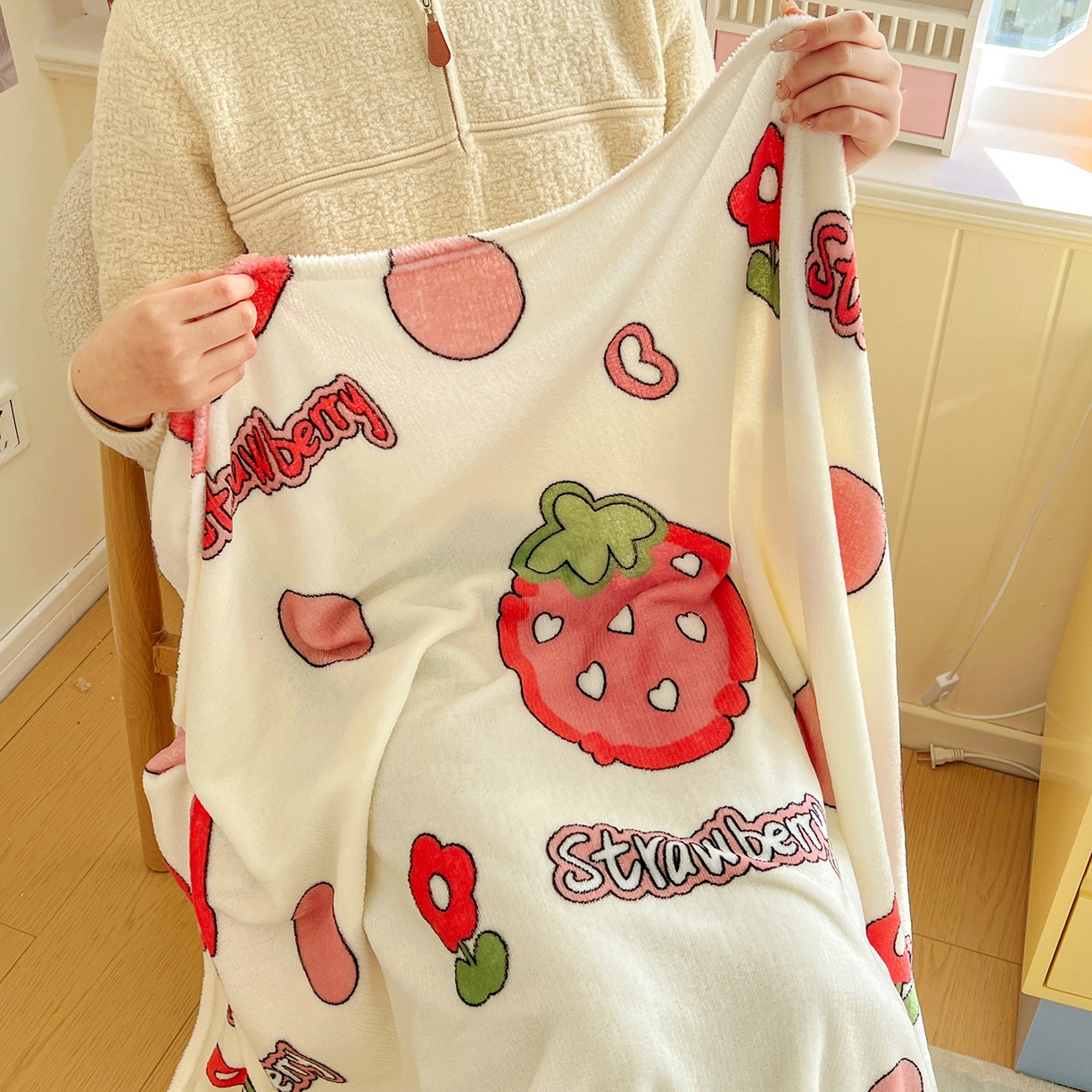 91家纺网 家纺一手货源 找家纺 悦织湾家纺 2026新款印花法兰绒毛毯牛奶绒盖毯春秋空调毯儿童床单小被子 甜蜜