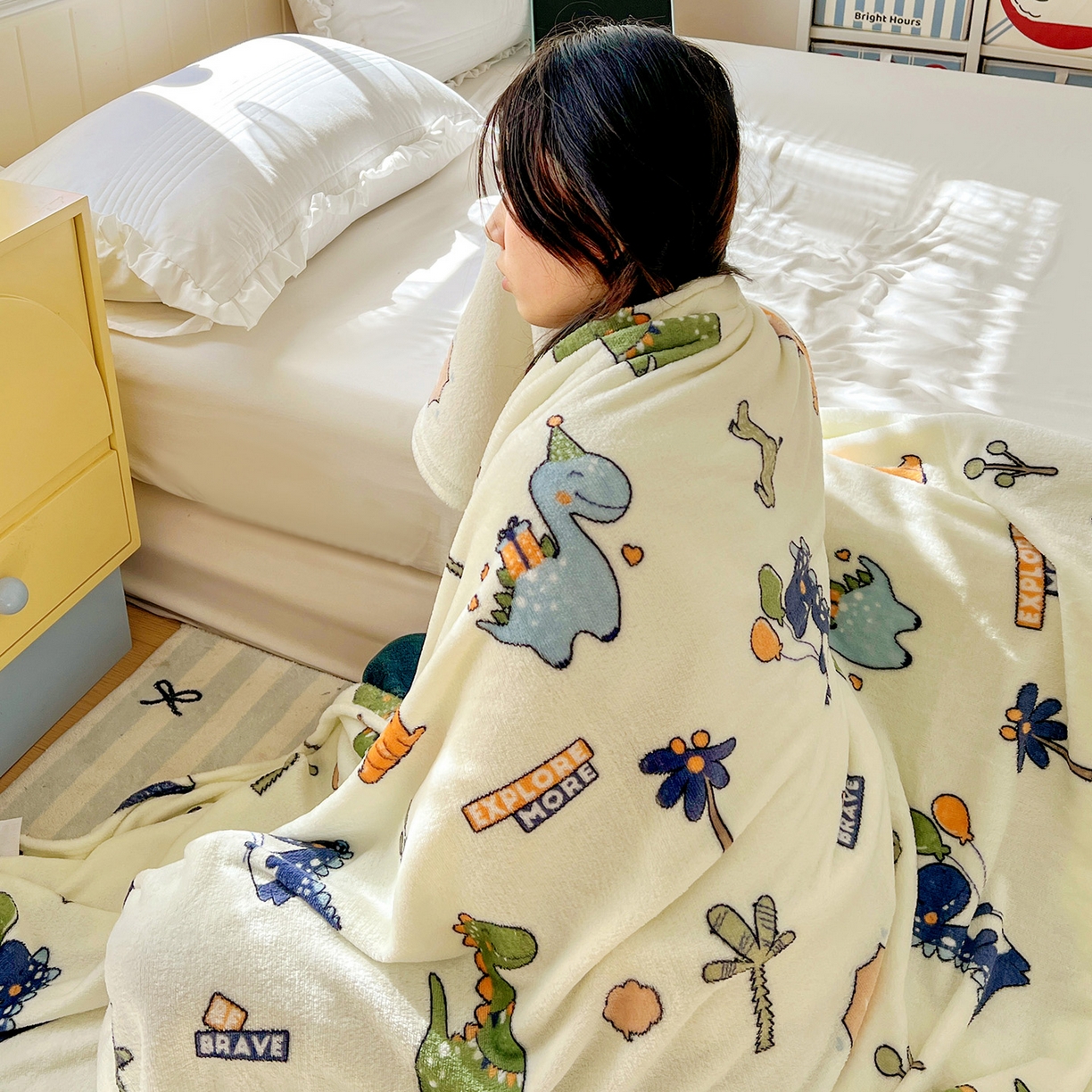 91家纺网 家纺一手货源 找家纺 悦织湾家纺 2026新款印花法兰绒毛毯牛奶绒盖毯春秋空调毯儿童床单小被子 恐龙宝贝