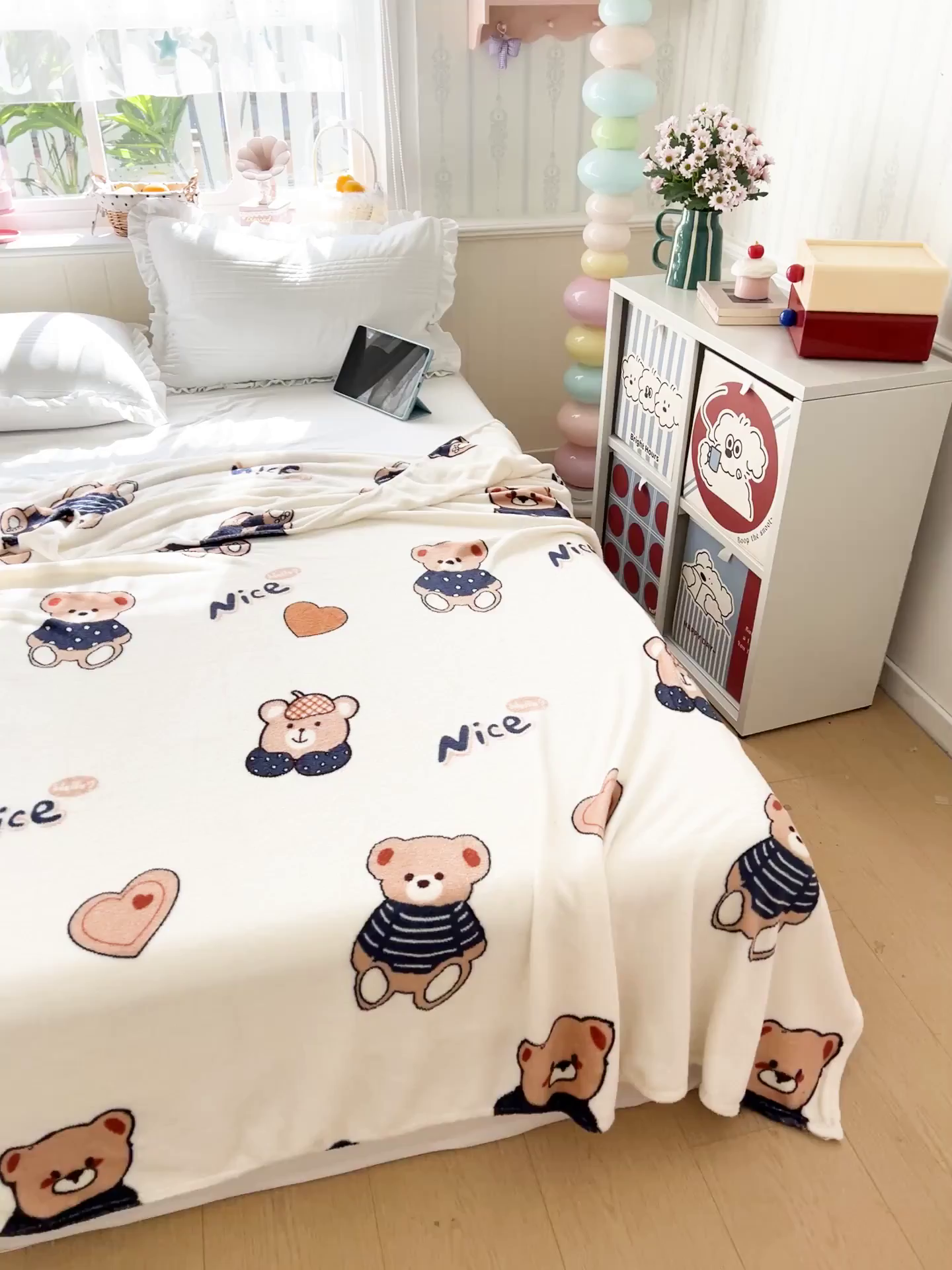 91家纺网 家纺一手货源 找家纺 悦织湾家纺 2026新款印花法兰绒毛毯牛奶绒盖毯春秋空调毯儿童床单小被子 英伦熊