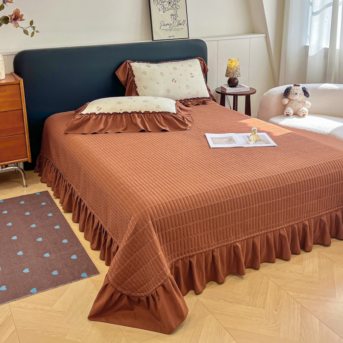 91家纺网 家纺一手货源 找家纺 梦可莱家居 2026春夏新品法式复古大花边清新复古卡通系列床盖四件套 卡通动漫