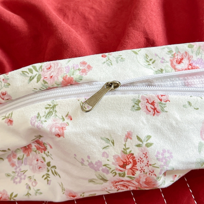 91家纺网 家纺一手货源 找家纺 梦可莱家居 2026春夏新品法式复古大花边清新复古卡通系列床盖四件套 梨花落