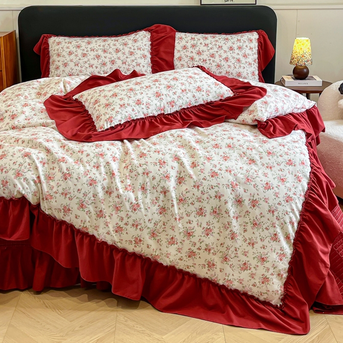 91家纺网 家纺一手货源 找家纺 梦可莱家居 2026春夏新品法式复古大花边清新复古卡通系列床盖四件套 梨花落