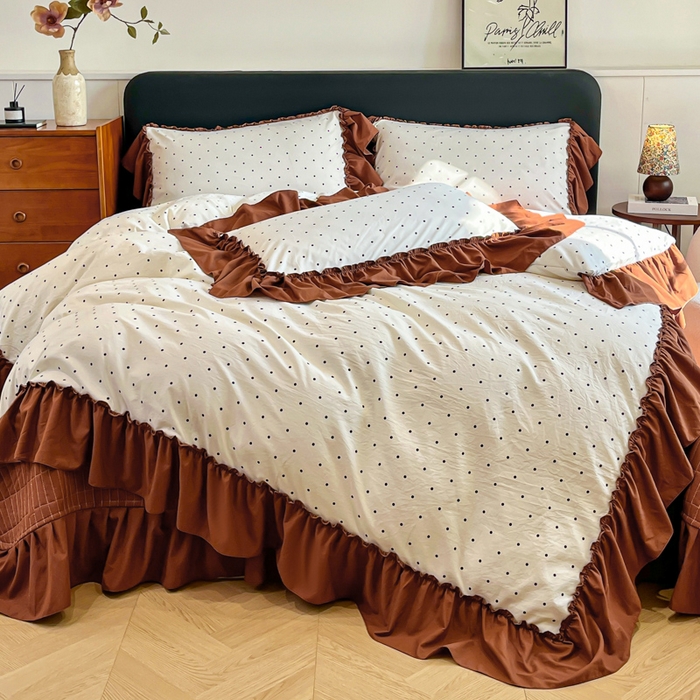 91家纺网 家纺一手货源 找家纺 梦可莱家居 2026春夏新品法式复古大花边清新复古卡通系列床盖四件套 米波点