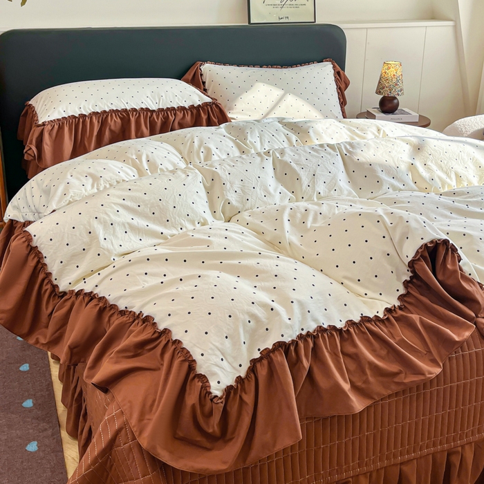 91家纺网 家纺一手货源 找家纺 梦可莱家居 2026春夏新品法式复古大花边清新复古卡通系列床盖四件套 米波点