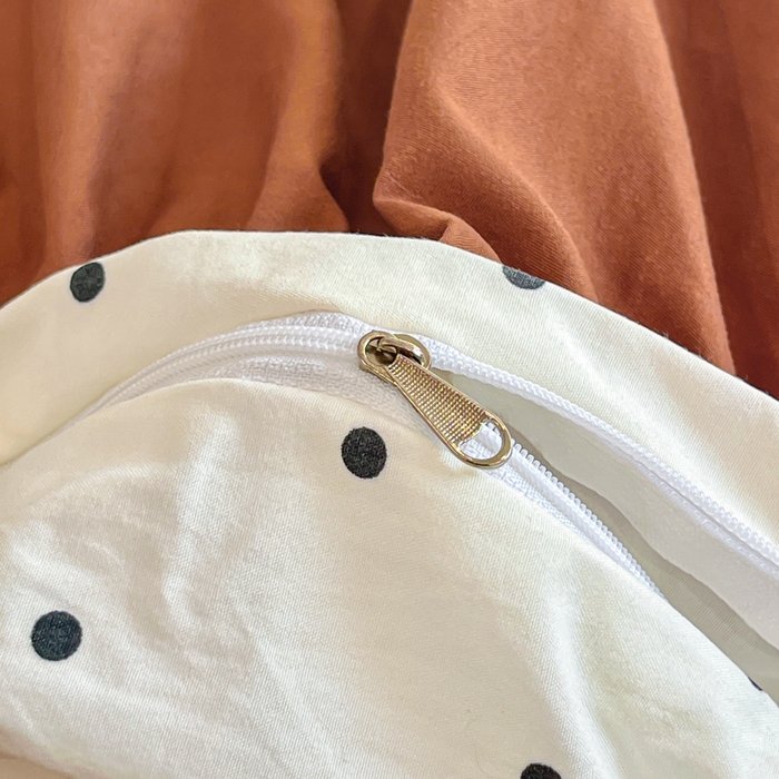 91家纺网 家纺一手货源 找家纺 梦可莱家居 2026春夏新品法式复古大花边清新复古卡通系列床盖四件套 米波点