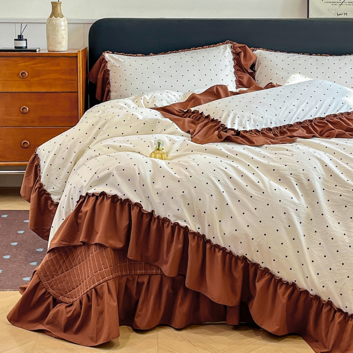 91家纺网 家纺一手货源 找家纺 梦可莱家居 2026春夏新品法式复古大花边清新复古卡通系列床盖四件套 米波点