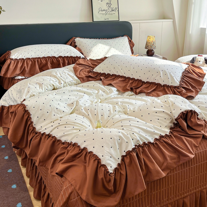 91家纺网 家纺一手货源 找家纺 梦可莱家居 2026春夏新品法式复古大花边清新复古卡通系列床盖四件套 米波点