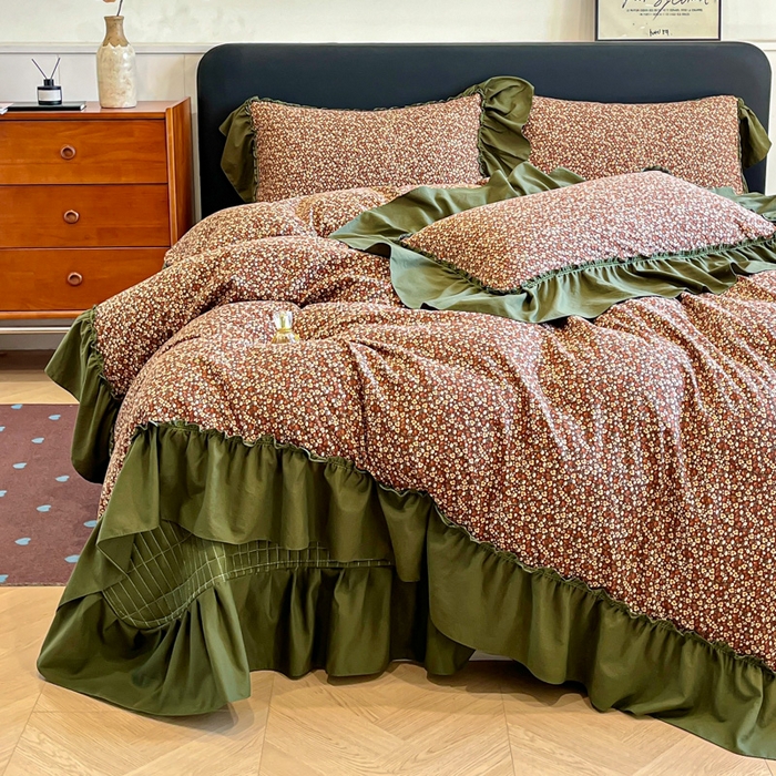 91家纺网 家纺一手货源 找家纺 梦可莱家居 2026春夏新品法式复古大花边清新复古卡通系列床盖四件套 明媚