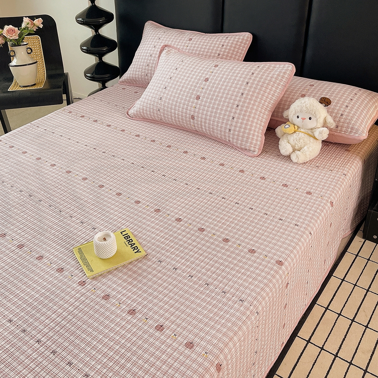 91家纺网 家纺一手货源 找家纺 （总）金丝兔 2026新款复古碎花亲肤水洗棉单床盖仿棉夹棉床盖床盖三件套