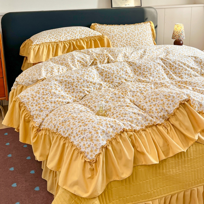 91家纺网 家纺一手货源 找家纺 梦可莱家居 2026春夏新品法式复古大花边清新复古卡通系列床盖四件套 小黄花儿