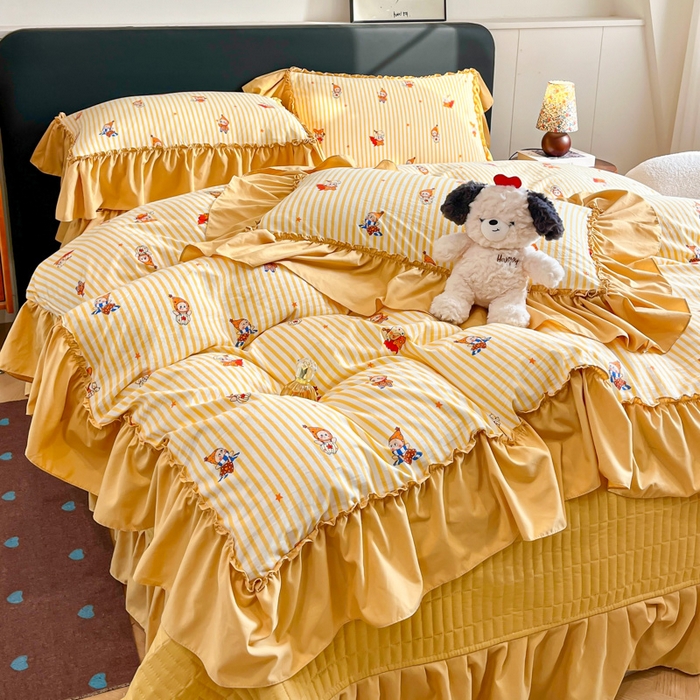 91家纺网 家纺一手货源 找家纺 梦可莱家居 2026春夏新品法式复古大花边清新复古卡通系列床盖四件套 星星伙伴