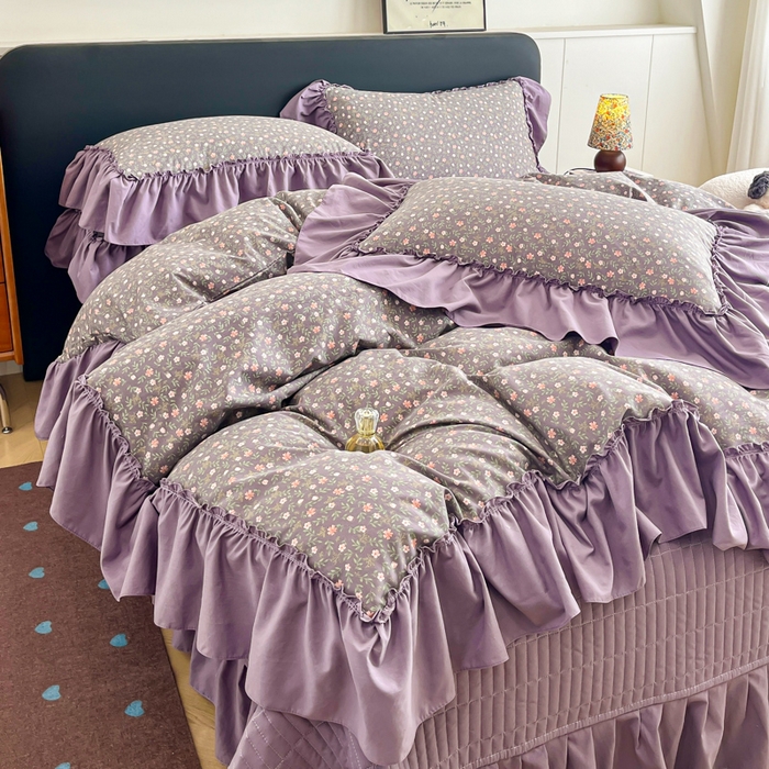 91家纺网 家纺一手货源 找家纺 梦可莱家居 2026春夏新品法式复古大花边清新复古卡通系列床盖四件套 紫苏