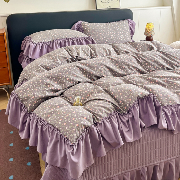 91家纺网 家纺一手货源 找家纺 梦可莱家居 2026春夏新品法式复古大花边清新复古卡通系列床盖四件套 紫苏