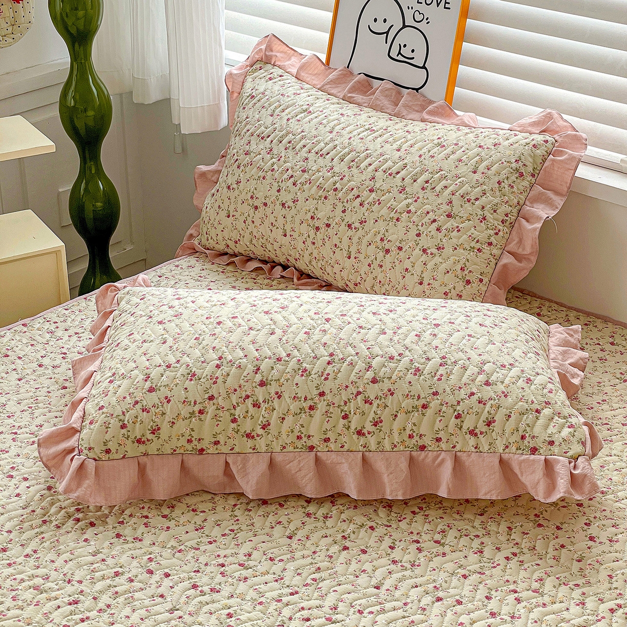 91家纺网 家纺一手货源 找家纺 纽缦家纺 2026春夏新款云朵提花双层纱夹棉绗缝单床笠 床笠单件 见花则喜