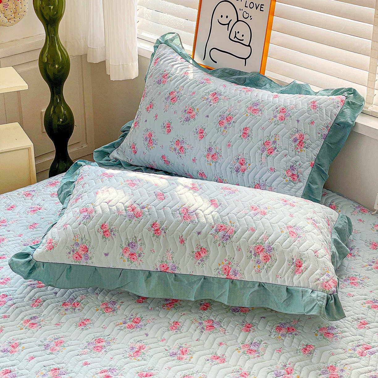 91家纺网 家纺一手货源 找家纺 纽缦家纺 2026春夏新款云朵提花双层纱夹棉绗缝单床笠 床笠单件 清风与雾蓝