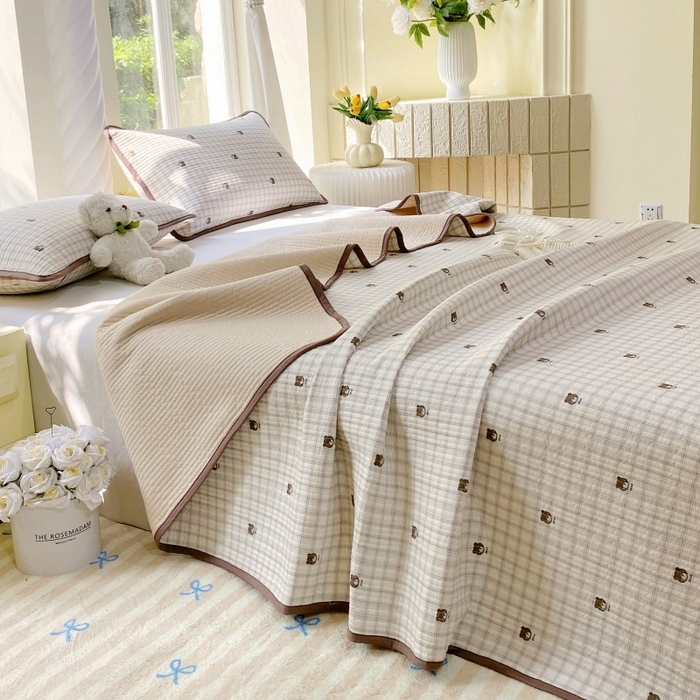 91家纺网 家纺一手货源 找家纺 （总）金丝兔 2025新款小清新斜纹纯棉床盖 全棉夹棉床盖 床盖三件套 榻榻米抗盖绗缝加厚床单