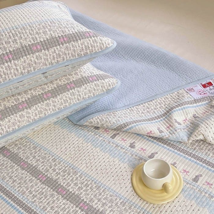 91家纺网 家纺一手货源 找家纺 （总）金丝兔 2025新款小清新斜纹纯棉床盖 全棉夹棉床盖 床盖三件套 榻榻米抗盖绗缝加厚床单