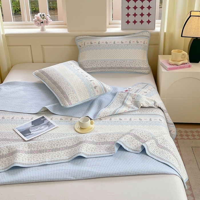 91家纺网 家纺一手货源 找家纺 （总）金丝兔 2025新款小清新斜纹纯棉床盖 全棉夹棉床盖 床盖三件套 榻榻米抗盖绗缝加厚床单