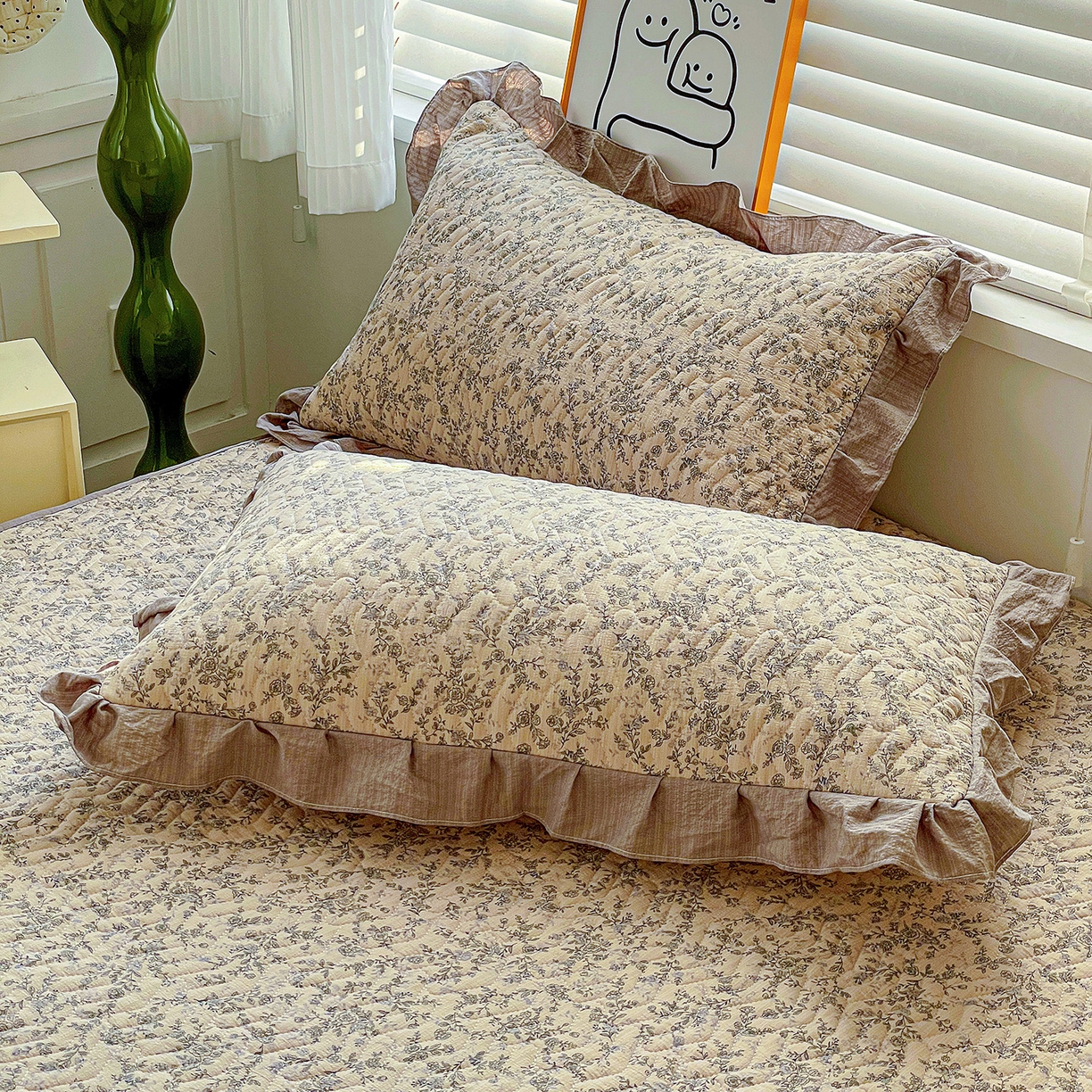 91家纺网 家纺一手货源 找家纺 纽缦家纺 2026春夏新款云朵提花双层纱夹棉绗缝单床笠 床笠单件 竹韵花语