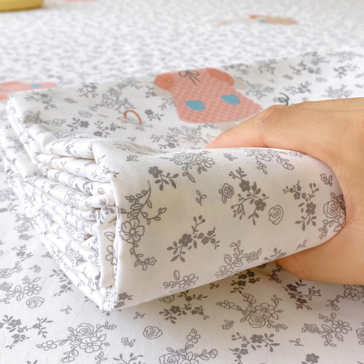 91家纺网 家纺一手货源 找家纺 悦织湾家纺 2026新款斜纹加厚水洗棉超细斜（加厚）木棉床笠-席梦思保护套 床笠-花园小兔