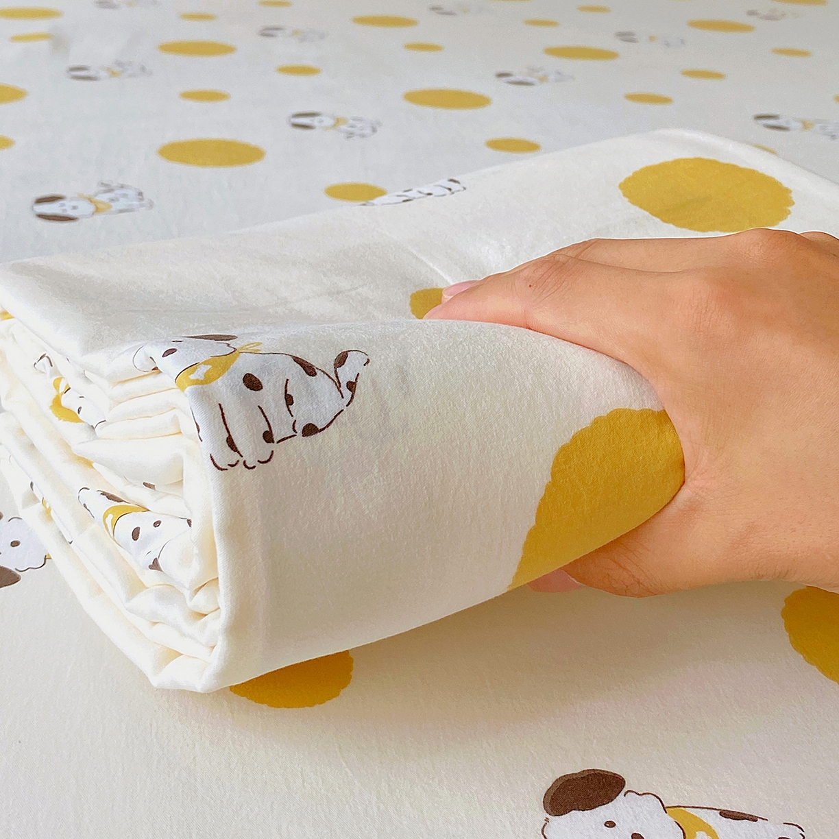 91家纺网 家纺一手货源 找家纺 悦织湾家纺 2026新款斜纹加厚水洗棉超细斜（加厚）木棉床笠-席梦思保护套 床笠-波点小狗