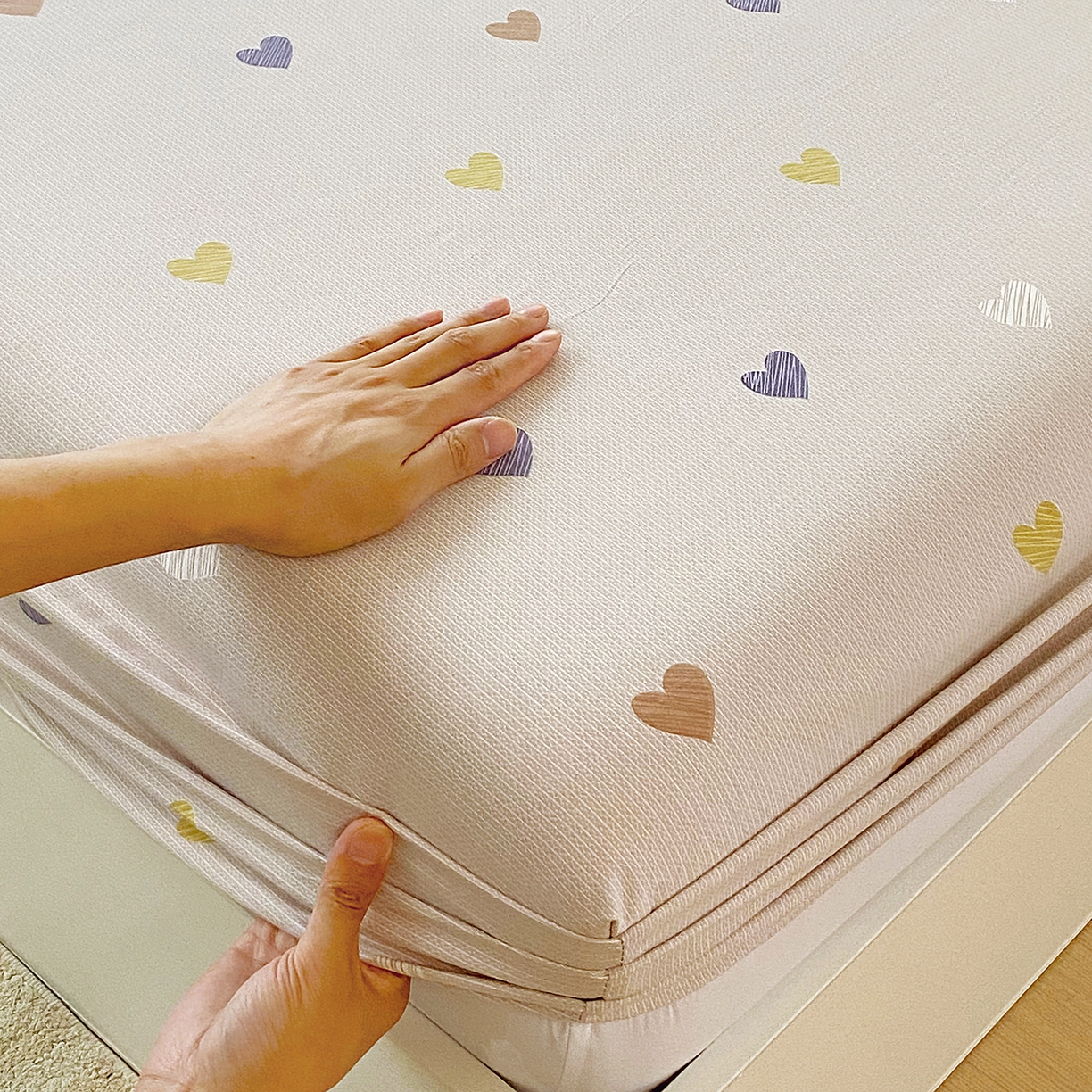 91家纺网 家纺一手货源 找家纺 悦织湾家纺 2026新款斜纹加厚水洗棉超细斜（加厚）木棉床笠-席梦思保护套 床笠-浪漫爱心