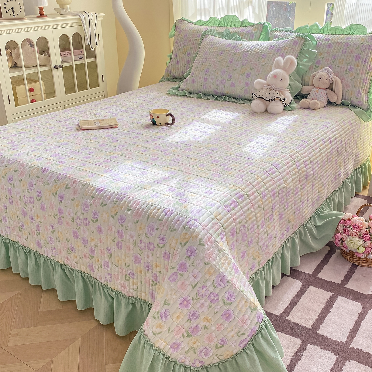 91家纺网 家纺一手货源 找家纺 眠势力 2026新款双层纱加厚夹棉云感皱皱纱大花边床单床盖三件套四季通用 春野织梦【皱皱纱花边床盖】