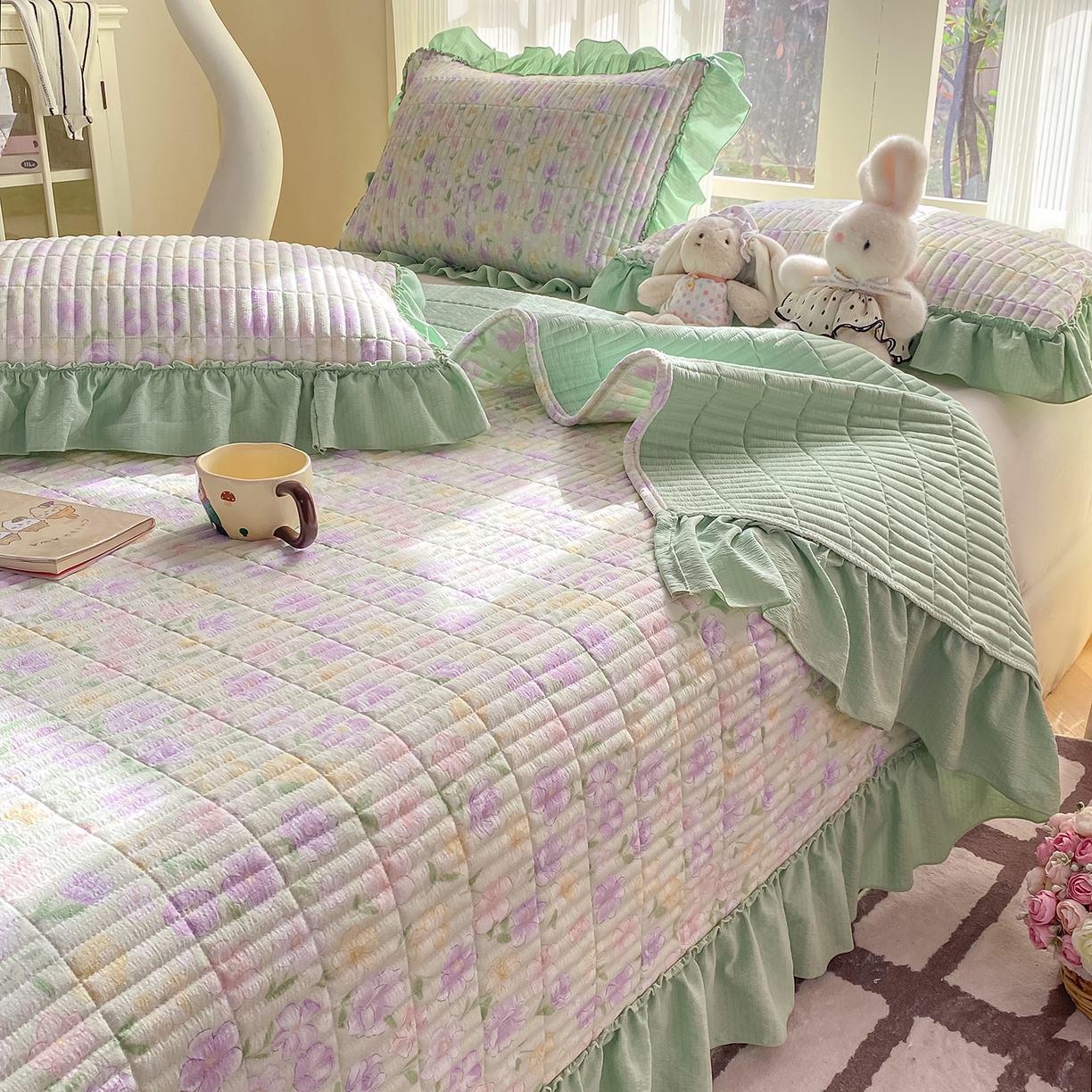 91家纺网 家纺一手货源 找家纺 眠势力 2026新款双层纱加厚夹棉云感皱皱纱大花边床单床盖三件套四季通用 春野织梦【皱皱纱花边床盖】